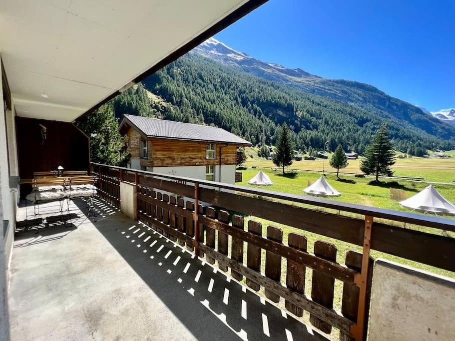 Mountain Magic Apartment For 6 Near Zermatt With Parking! Tasch Exterior photo